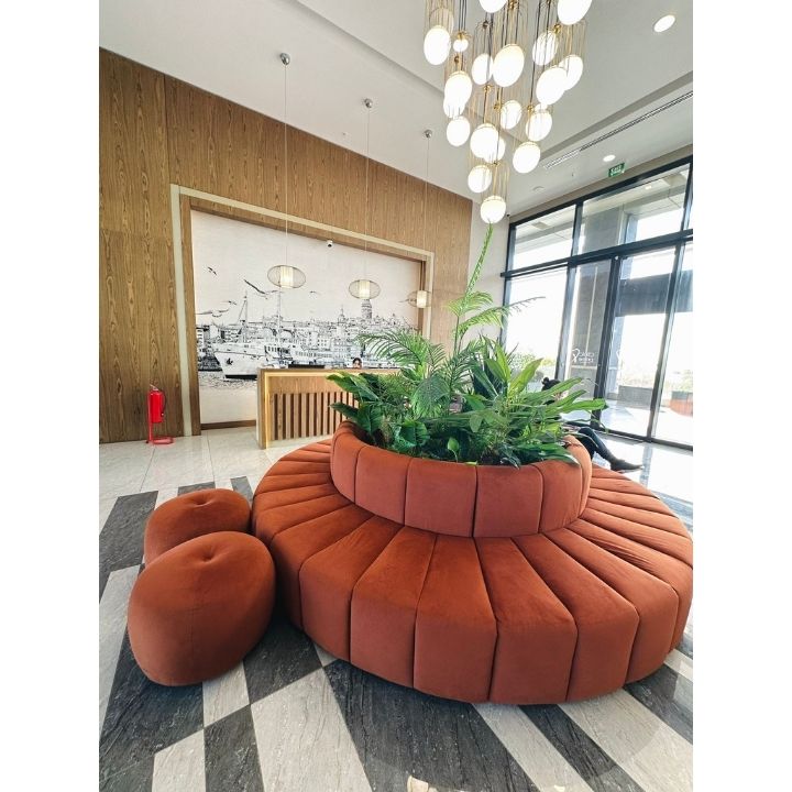 İstanbul Marine Diş Kliniği Bekleme Alanı Koltuğu